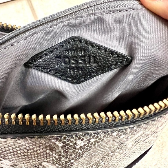 Fossil Amelia Python White Leather Crossbody Handbag - Picture 12 of 13